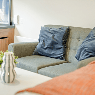 Luxury Studio Top Floor - Image 3